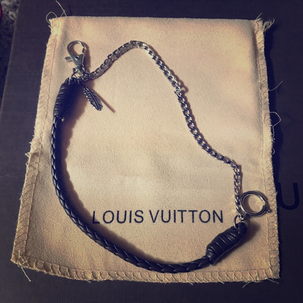 Pocket chain